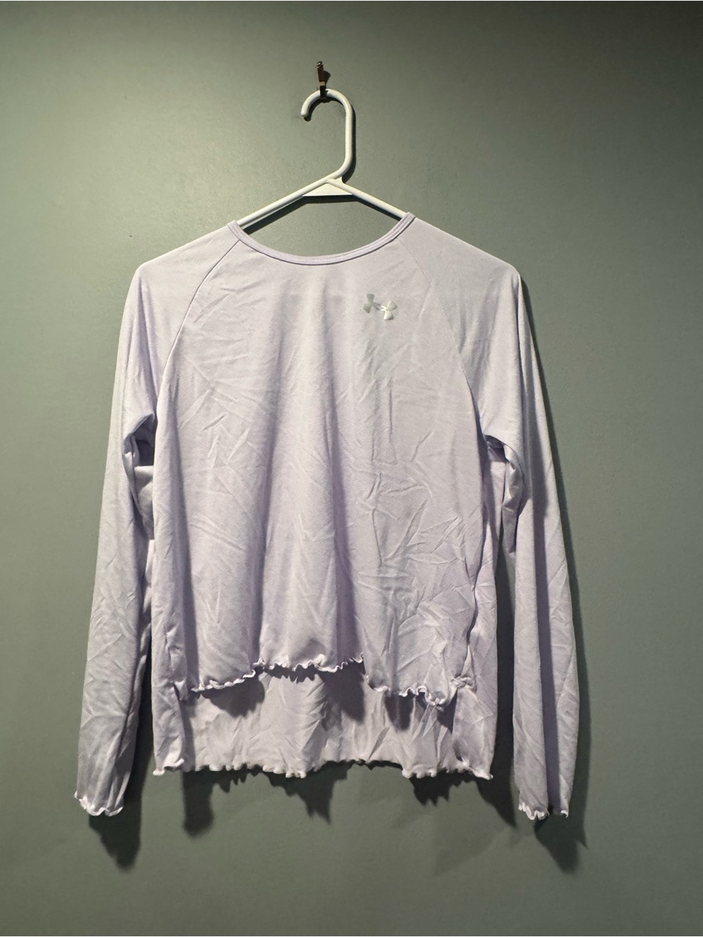 *Under Armour Youth Girls Lavender Long-Sleeve  Top